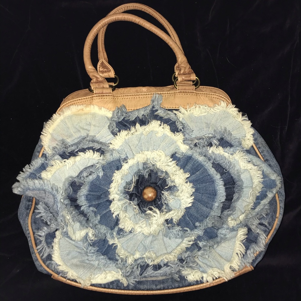 Adorable Denim & leather handbag lightly used